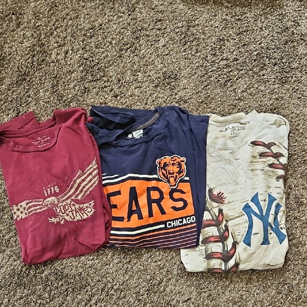 Men's Graphic T-Shirts - Maroon, Navy, and Cream